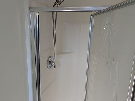 5th image of 7958 Shantung Dr
