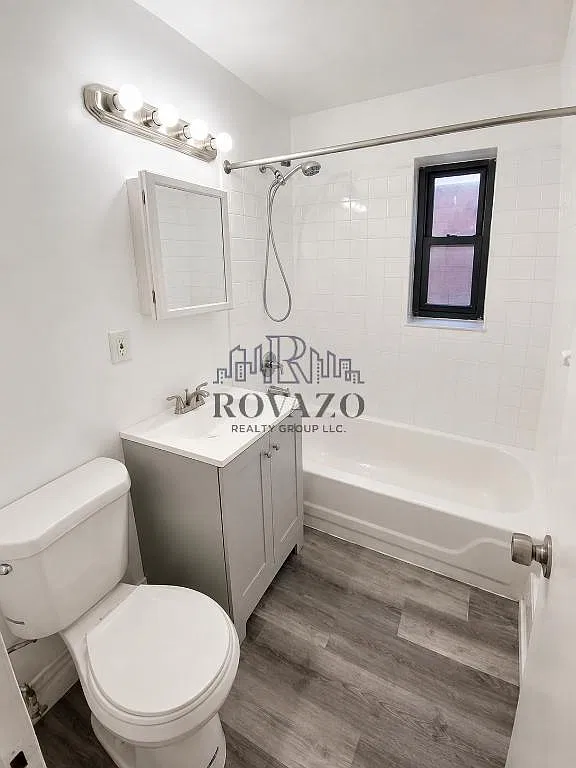 2 bed, 650 sqft, $1,695 — Photo 2