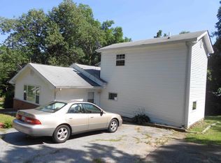28 Cresent Pt, Gilbertsville, KY 42044