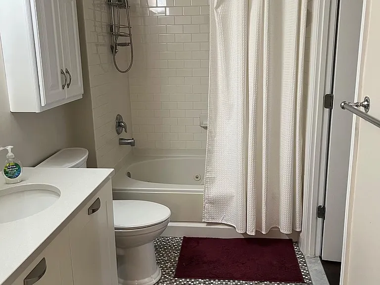 2451 Midtown Ave #606 — Photo 32