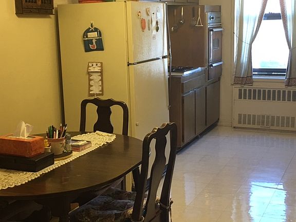 4th image of 100 Colfax Ave APT 5G