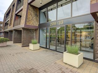 20933 26th Ave APT 1C, Bayside, NY 11360