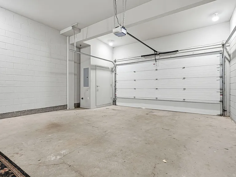 11582 Colony Row — Photo 45