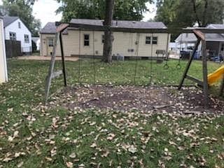 3rd image of 1715 Crowder Dr