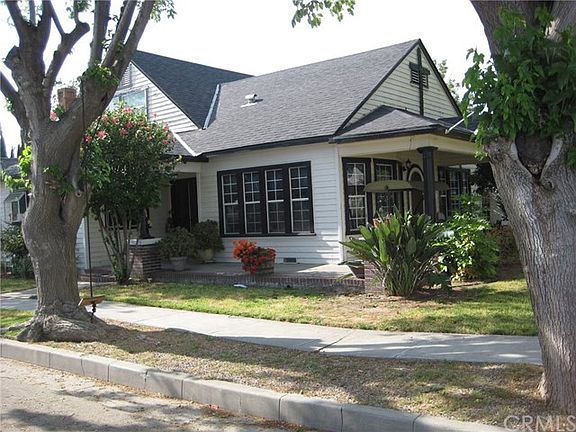 3rd image of 2908 N D St