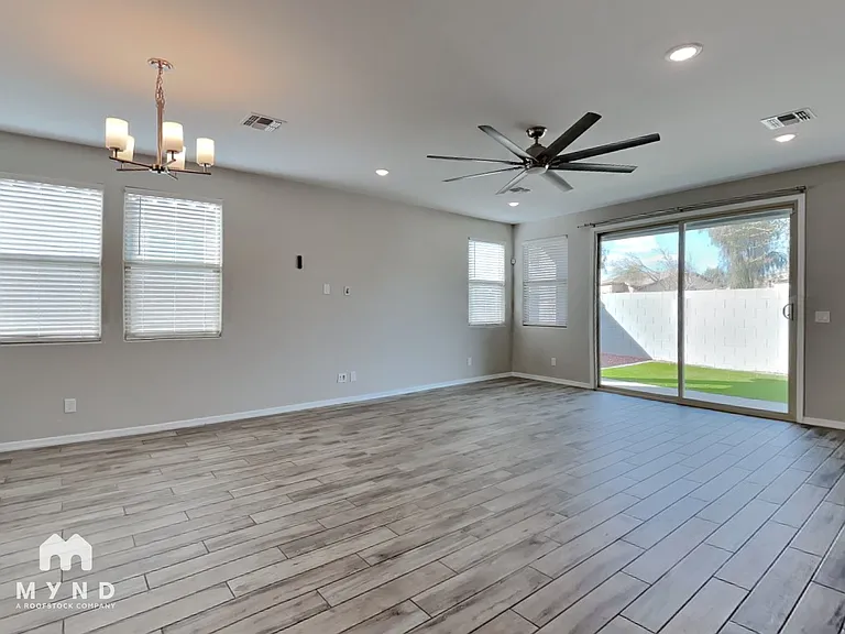 15168 W Sherman St — Photo 21
