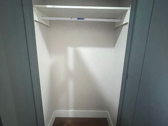 4th image of 62 Vroom St #1A