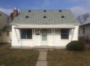 7511 Toepfer Rd, Warren, MI 48091