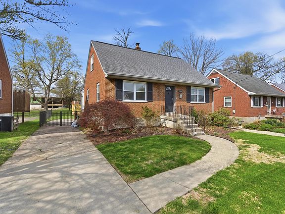 2nd image of 109 Yancey Dr