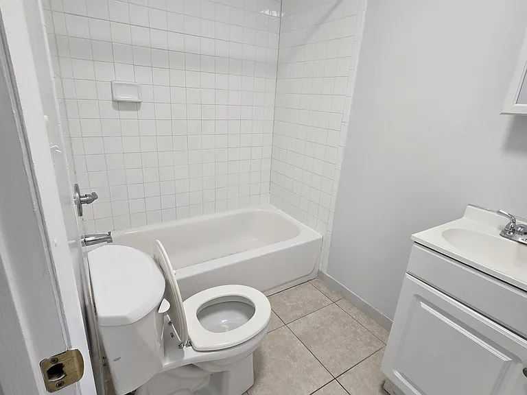 801 Washington St #A — Photo 12