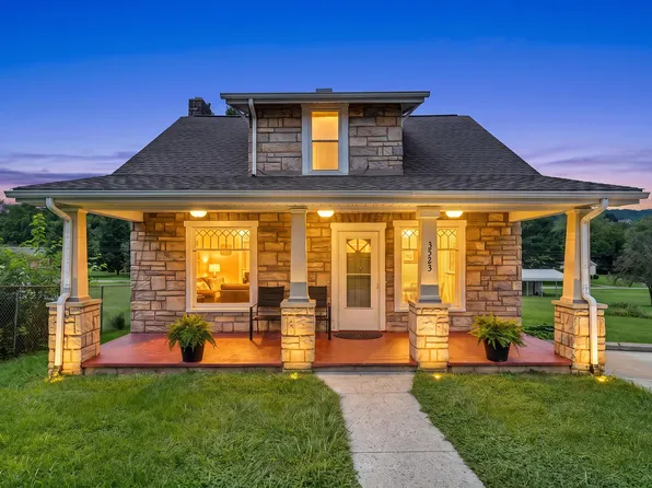 3523 Melcher St SE, Roanoke, VA 24014