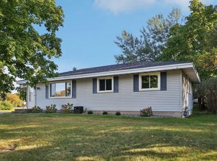 948 Norwood Ave, Anoka, MN 55303