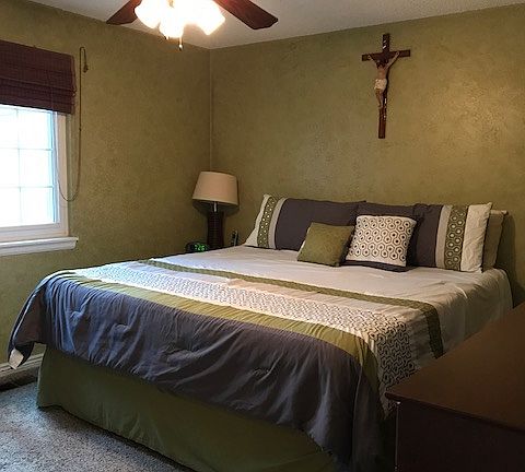 Master bedroom - main level