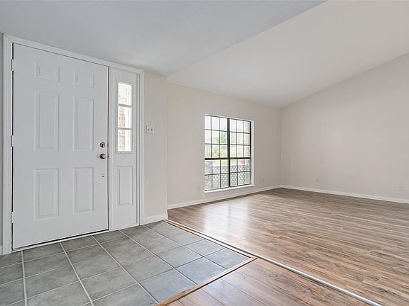 4th image of 4901 Freeport Dr