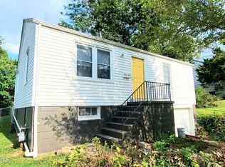 1517 Tanner Bridge Rd, Jefferson City, MO 65101