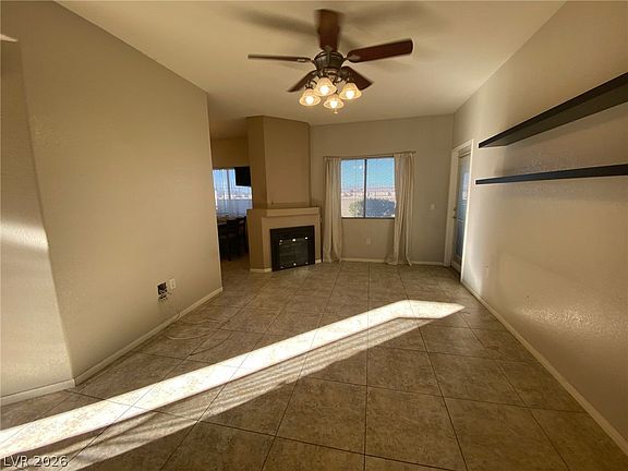 3rd image of 1050 E Cactus Ave Unit 1080