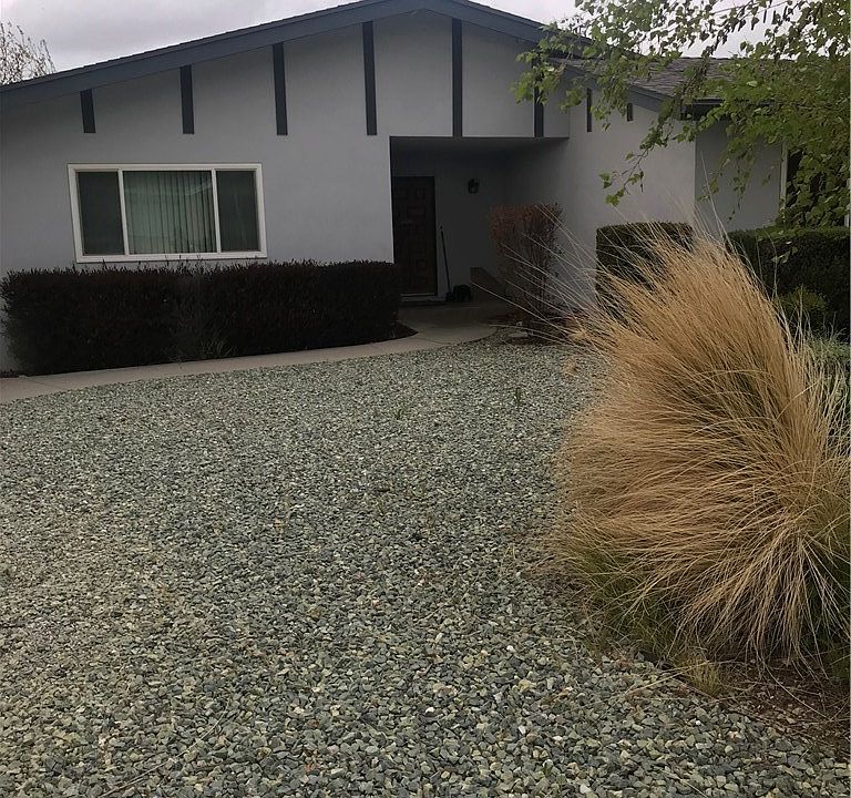 1st image of 34948 Persimmon Ave