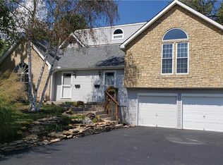 16008 E T C Lea Rd, Independence, MO 64050