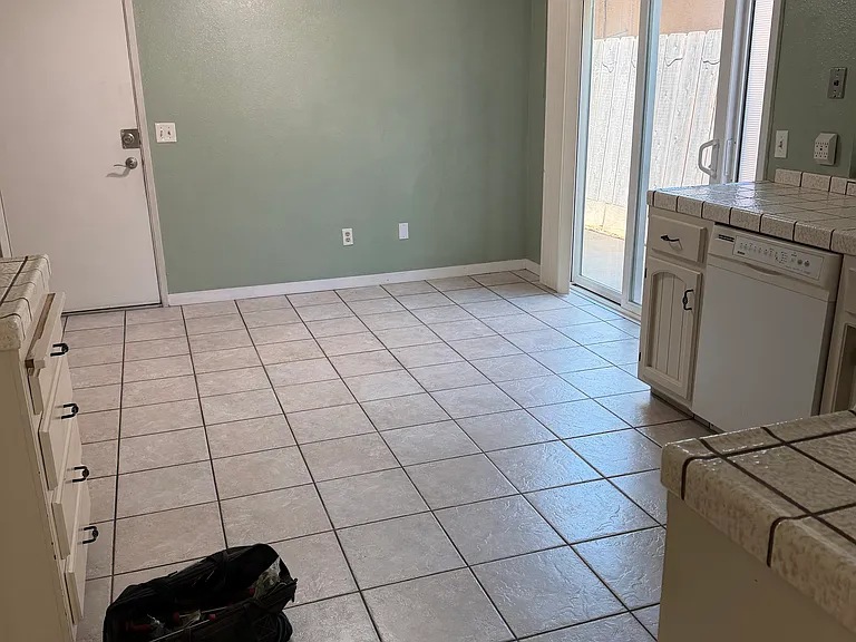 3454 Snowbird Ct — Photo 5