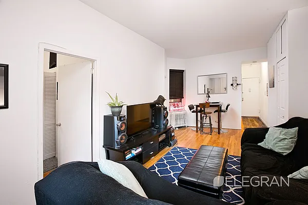 Rented by (Legacy) Elegran | media 14