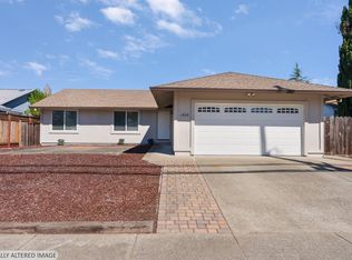 1555 W 3rd Street, Santa Rosa, CA 95401