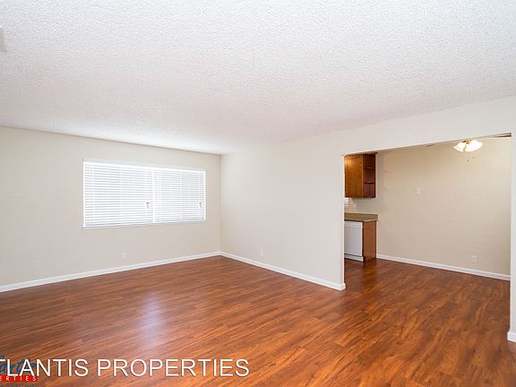 3rd image of 683 Chemeketa Dr APT D