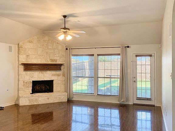 2nd image of 11724 Wild Pear Ln