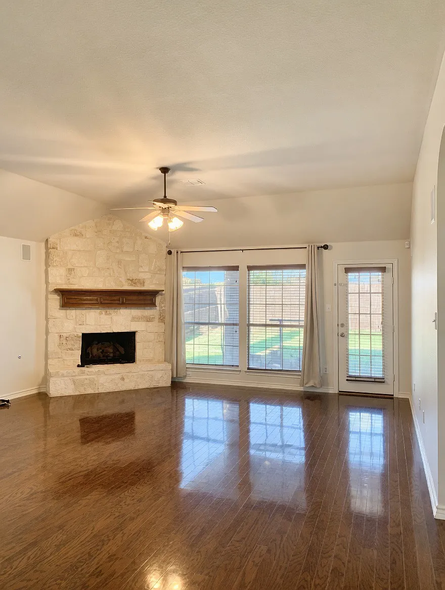Building Photo - 11724 Wild Pear Ln