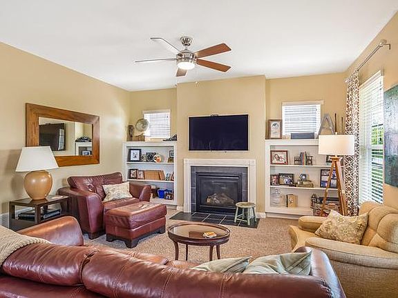 3rd image of 418 Eshlure Ct