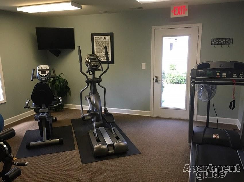 24 HOUR FITNESS CENTER WITH FREE WI-FI