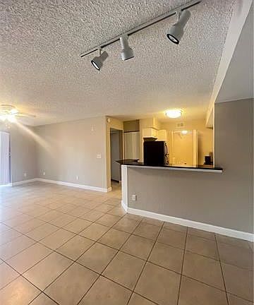 5th image of 8245 Ibis Club Dr APT 411