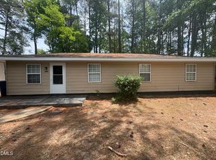 745 Grantland Dr, Raleigh, NC 27610