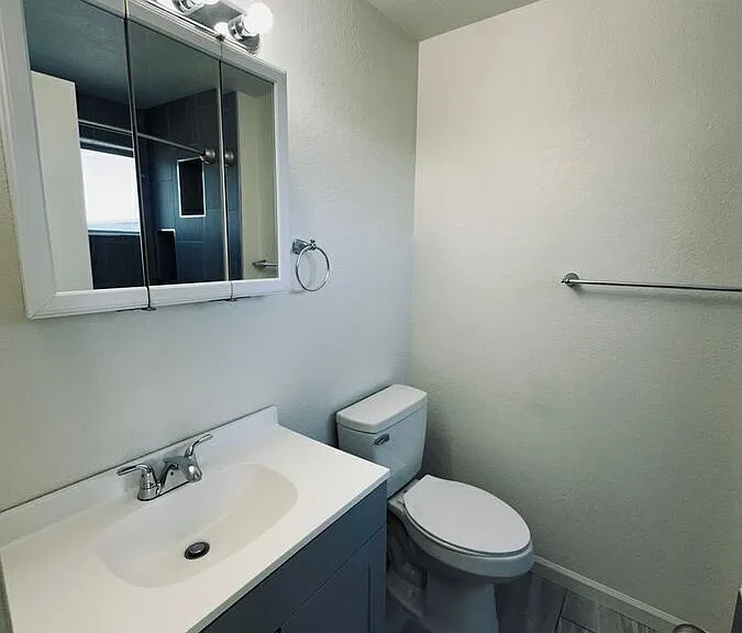 212 Hillcrest Dr #5 — Photo 12