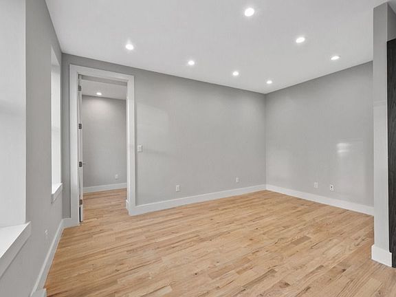 5th image of 1569 Lexington Ave APT 7