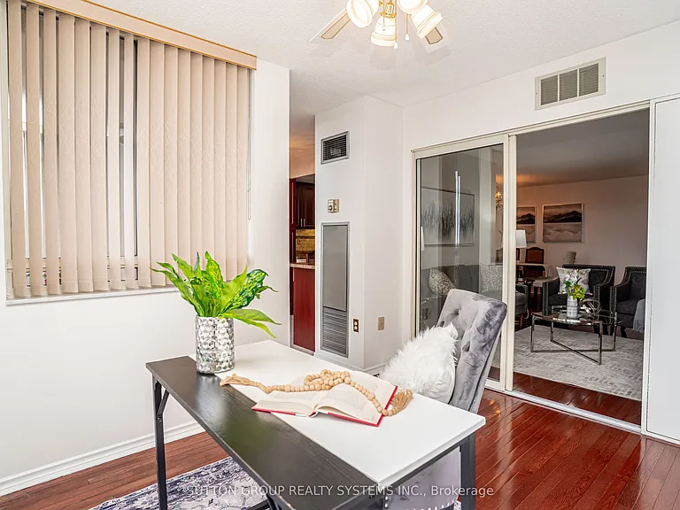 20 Cherrytree Dr #802 — Photo 20