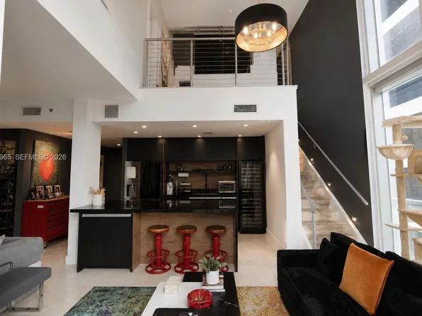 1050 Brickell Ave APT 222, Miami, FL 33131