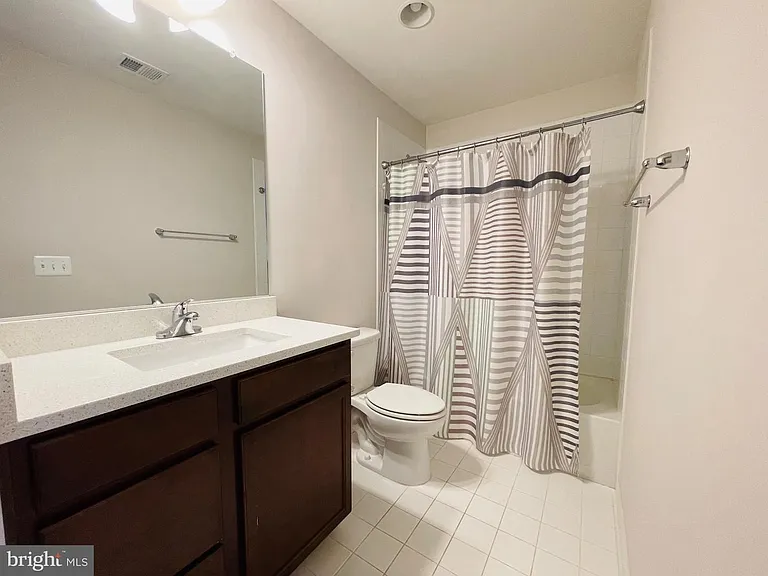 508 Sourwood Ct — Photo 14