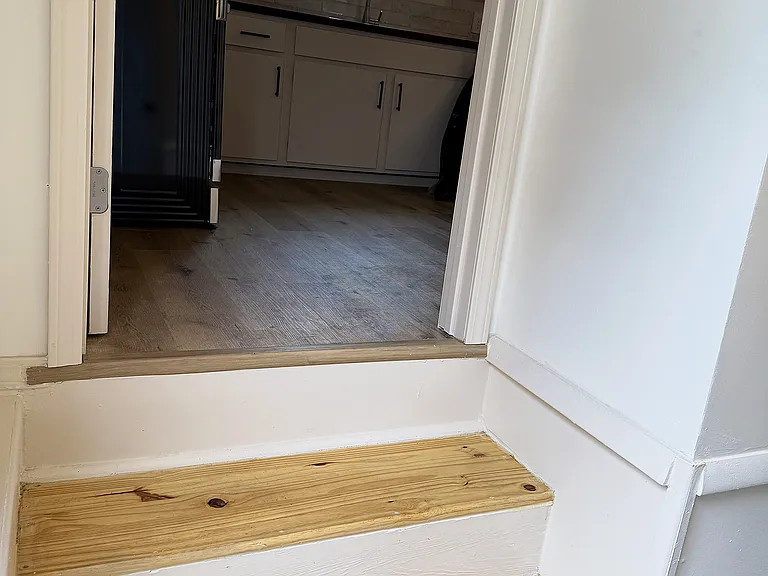 802 W Harvard St — Photo 18