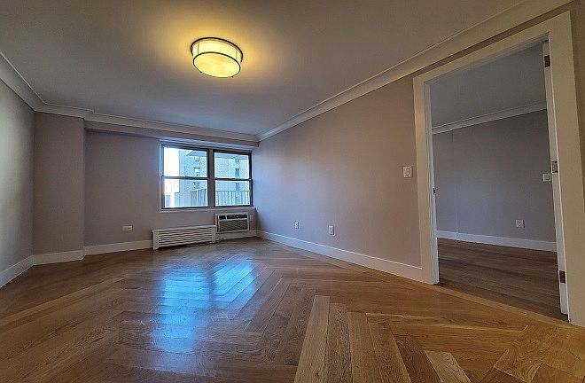 1st image of 50 W 93rd St APT 6F