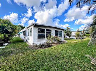 8098 South St, Boca Raton, FL 33433