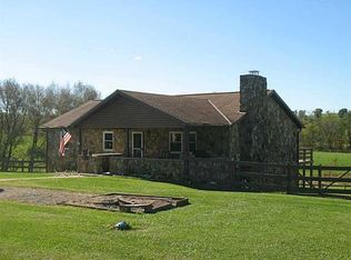 111 Pebbles Ln, Blairsville, PA 15717