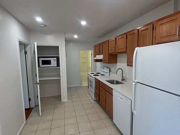 2nd image of 266 Neponset Ave APT 42