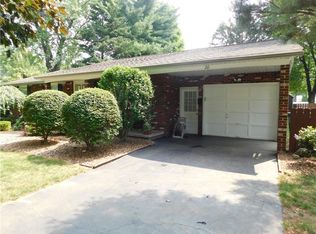 20 Yorktown Dr, Rochester, NY 14616