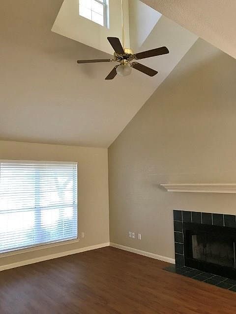1st image of 2209 Corbin Way
