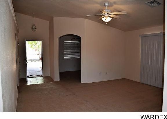 4th image of 1672 E Segovia Way