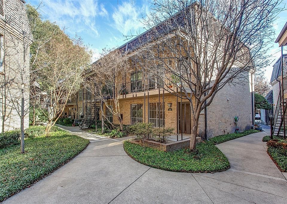 1st image of 4312 Bellaire Dr S APT 133