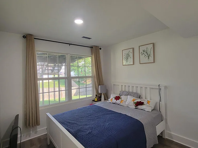 10003 Erlwood Ct — Photo 9