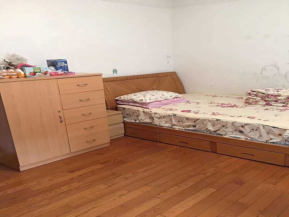 1st image of 765 42nd St APT 17