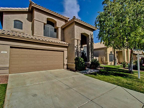 5th image of 2212 W Myrtle Dr