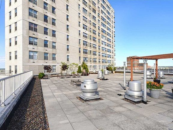4th image of 12510 Queens Blvd APT 1017